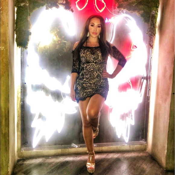 SEXY MINI LACE Fully Lined Dress - Picture 7 of 7